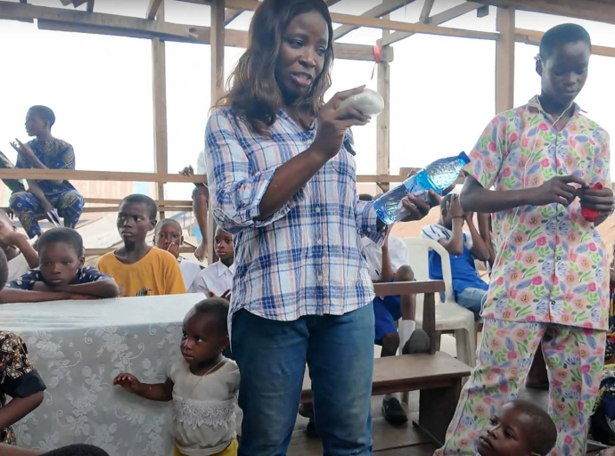 Blue Schools' Coordinator Takes Campaign For Ocean Literacy, Climate Action To Makoko